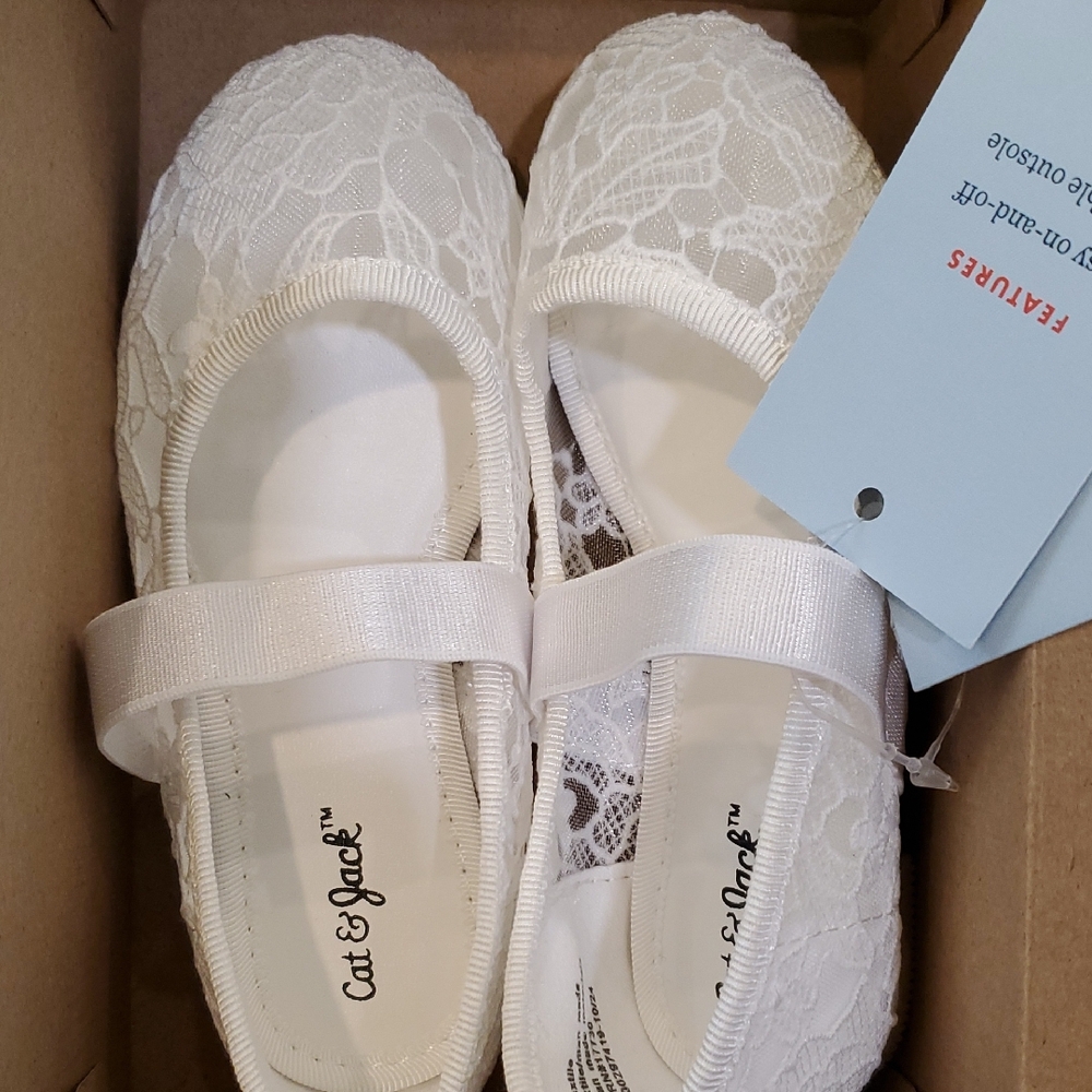 Cat & Jack White Lace Mary Jane Flats
